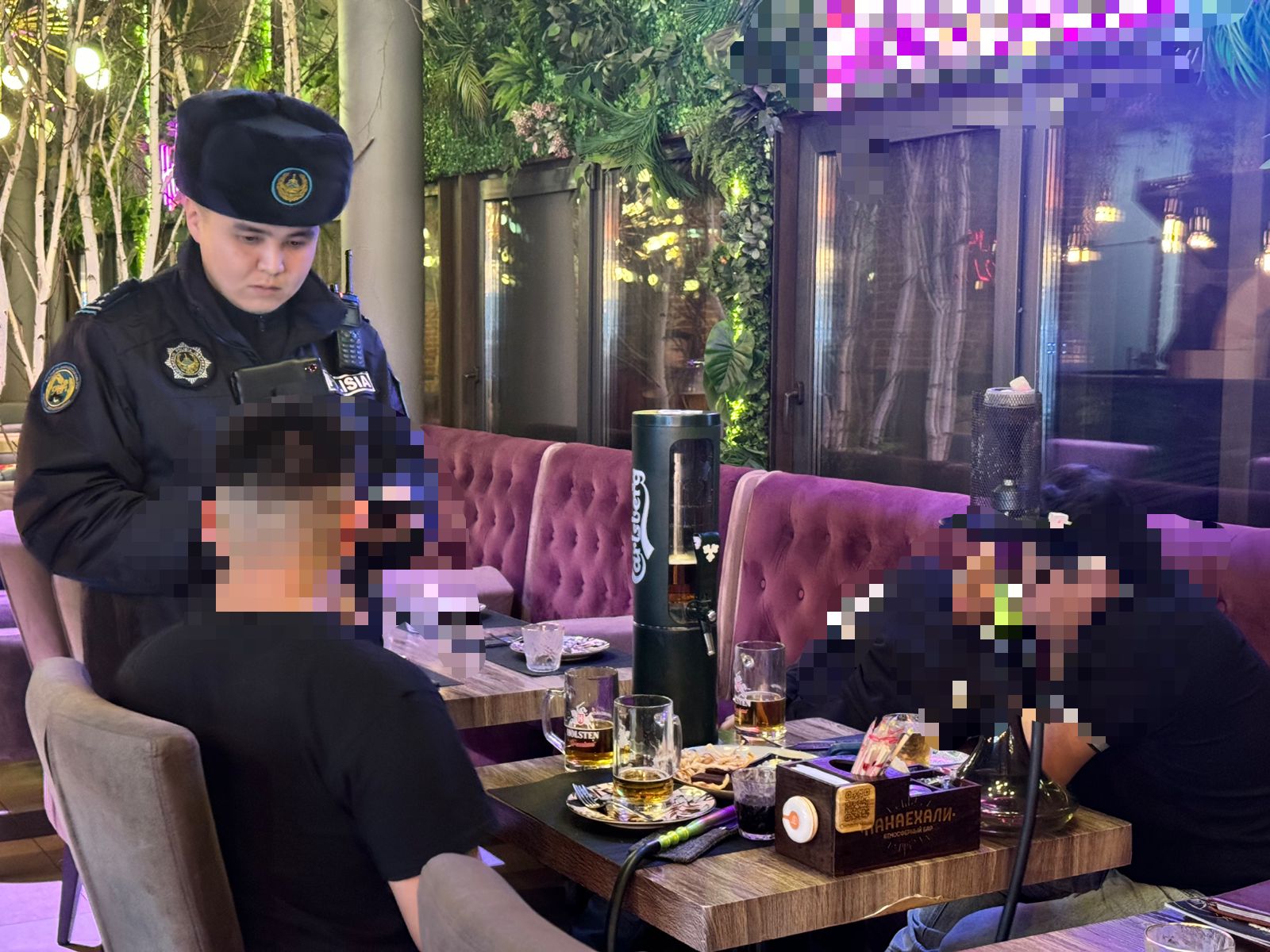 Петропавлдық полицейлердің тосын рейді: барларда кальян шегу фактілері анықталды