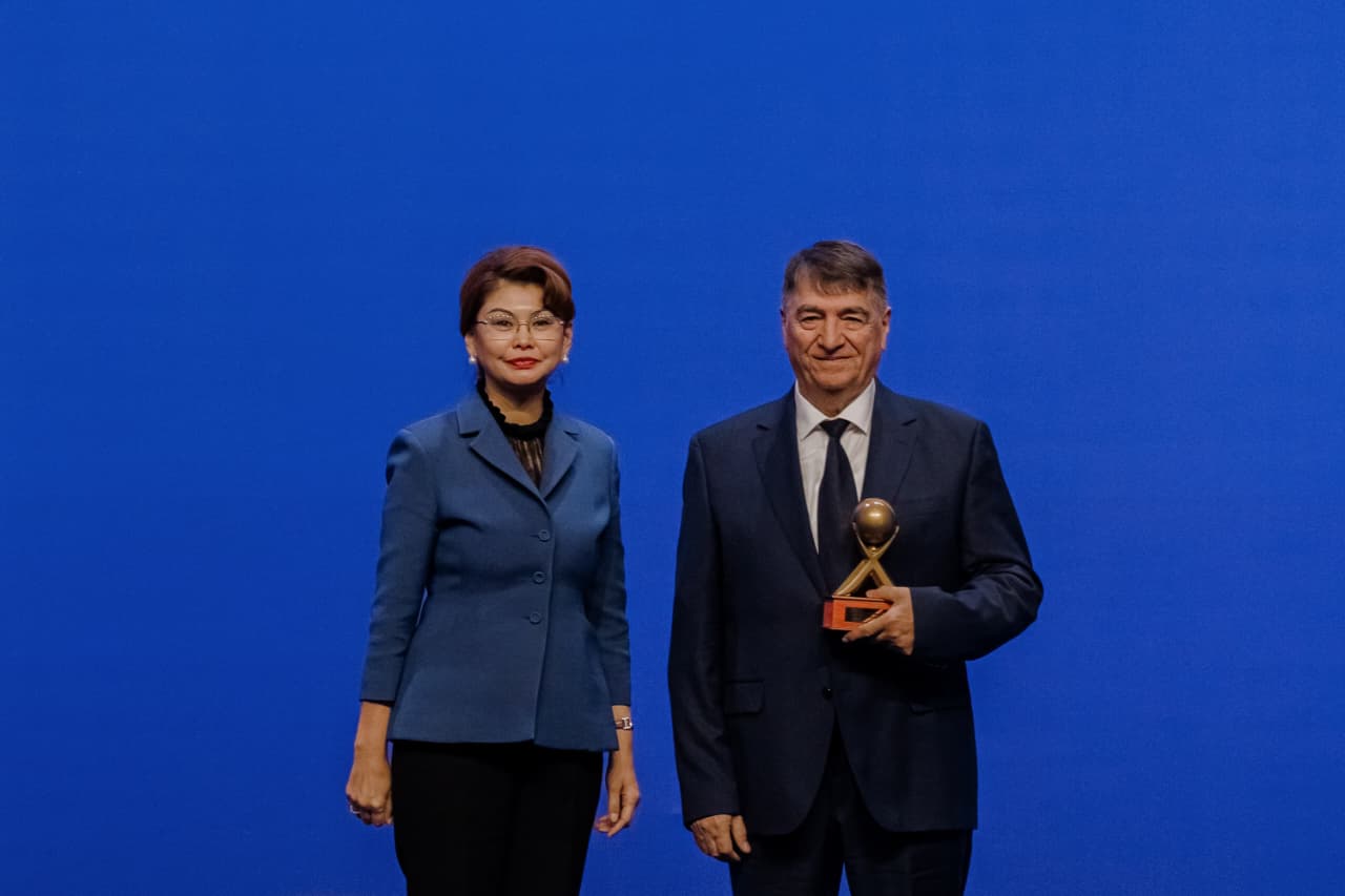 ТОО «Даларо/Оверсиз/Лимитед» признано обладателем «Золотой Парыз» республиканского конкурса по социальной ответственности бизнеса «Парыз», который традиционно проводится ежегодно в Астане