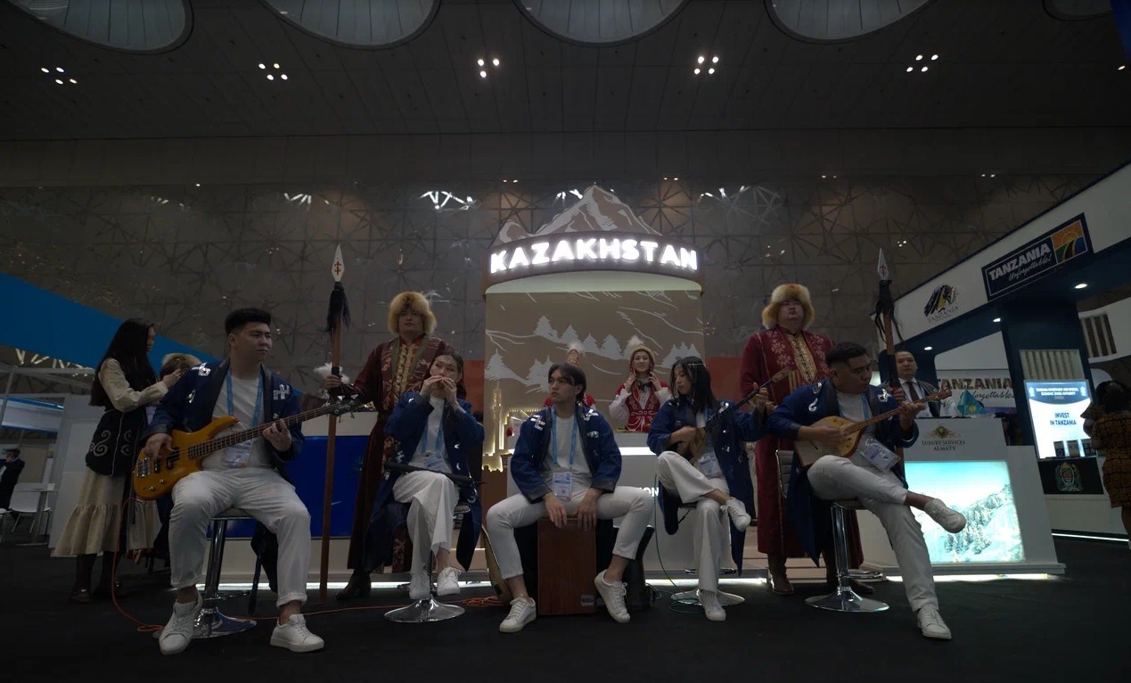 Алматы Qatar Travel Mart 2025 көрмесінде туристік әлеуетін таныстырды