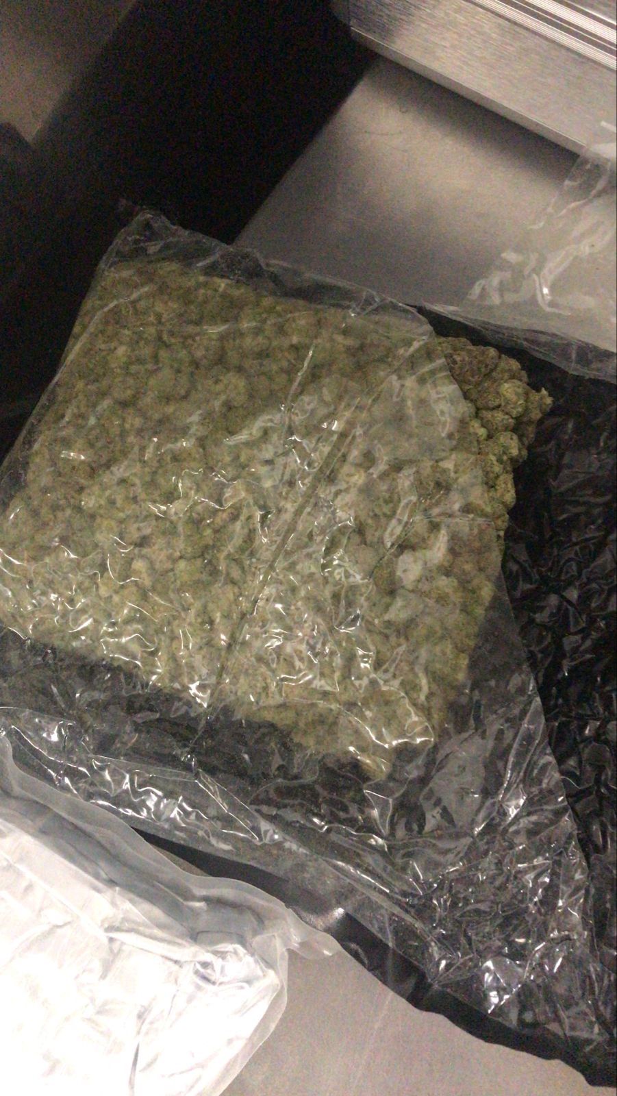 Транспортная полиция задержала наркокурьера: суд приговорил иностранца к 15 годам лишения свободы