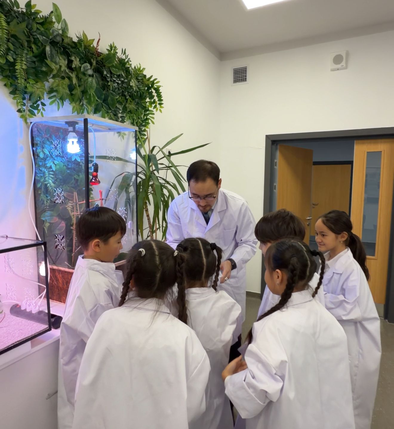 В столичной школе «Келешек мектебi» открылся кабинет «Живой природы»