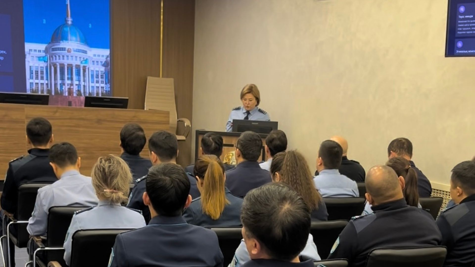 АЛМАТЫ ОБЛЫСЫНДА МЕМЛЕКЕТТІК ҚЫЗМЕТШІЛЕР АРАСЫНДА ТЕМЕКІГЕ ҚАРСЫ СЕМИНАР ӨТТІ