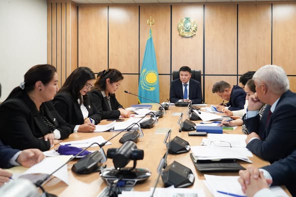 ТҮРКІСТАН: КӘМЕЛЕТКЕ ТОЛМАҒАНДАРДЫҢ ҚАУІПСІЗДІГІН САҚТАУ, ҚҰҚЫҒЫН ҚОРҒАУ МӘСЕЛЕЛЕРІ ТАЛҚЫЛАНДЫ