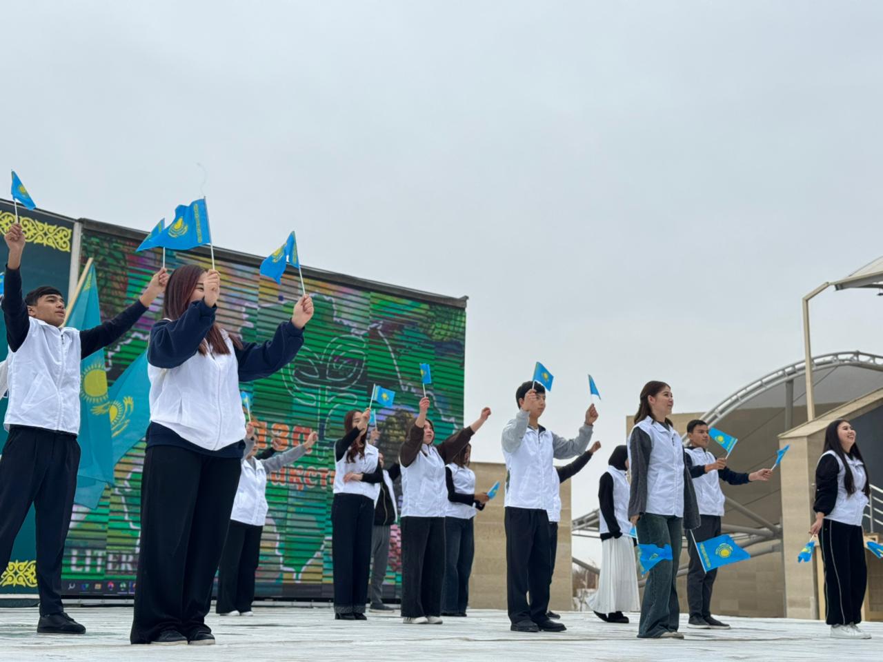 ТҮРКІСТАНДА «ТАЗА ҚАЗАҚСТАН» БАСТАМАСЫ АЯСЫНДА ОБЛЫСТЫҚ «ECOACTION» ЧЕЛЛЕНДЖІ ӨТТІ