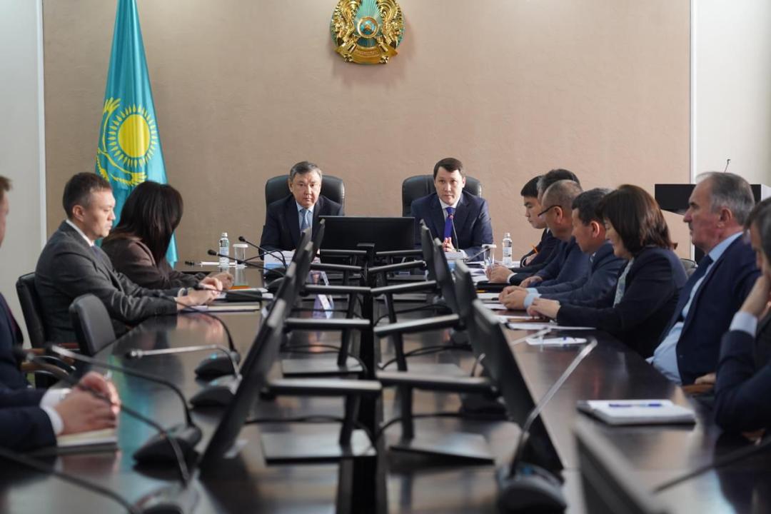 Ермек Кенжеханұлы Ақмола облысының тұрғындарымен кездесу өткізді