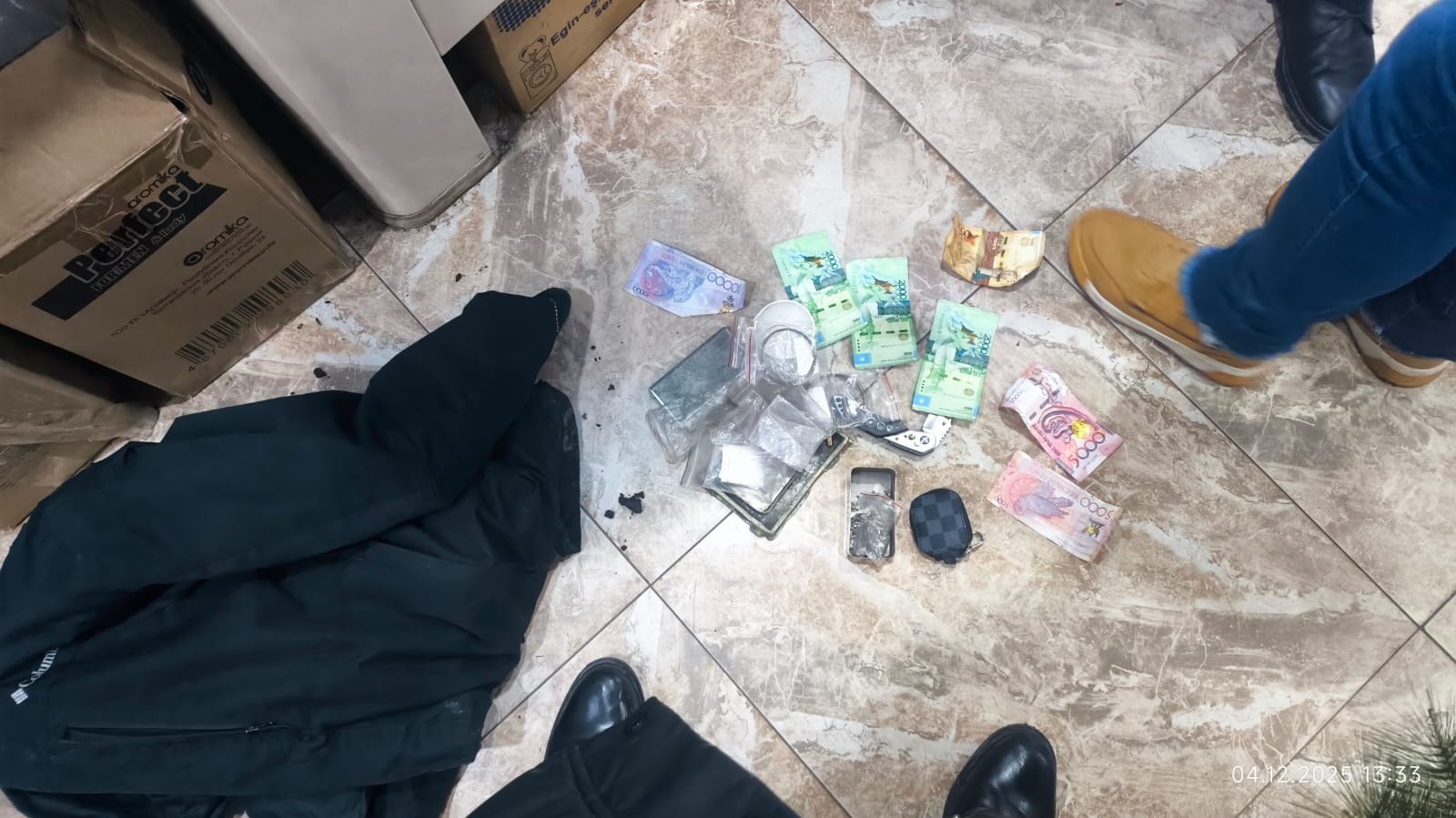 Подозреваемого в поджоге и краже из ювелирной мастерской задержали полицейские в СКО