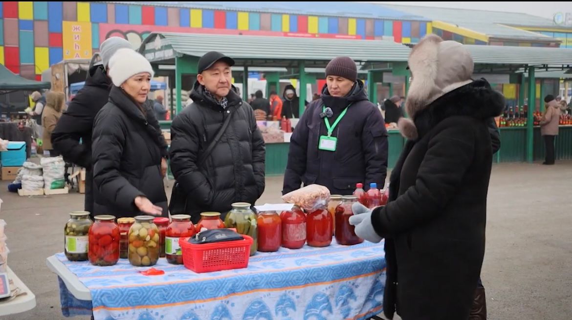 Депутаты городского маслихата провели мониторинг подготовки и проведения традиционной сельскохозяйственной ярмарки