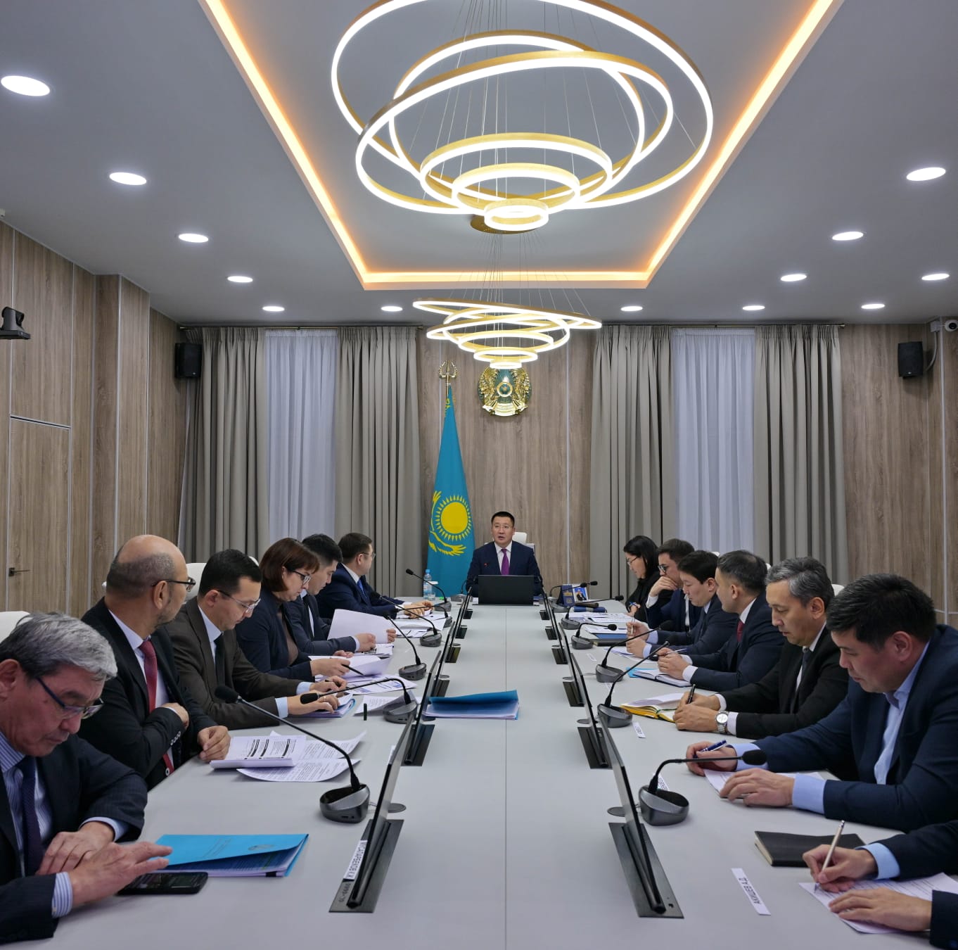 Облыс әкімдігінде Павлодар қаласында жүзеге асырылып жатқан бірқатар жобалар талқыланған өңірлік инвестициялық штабтың отырысы өтті