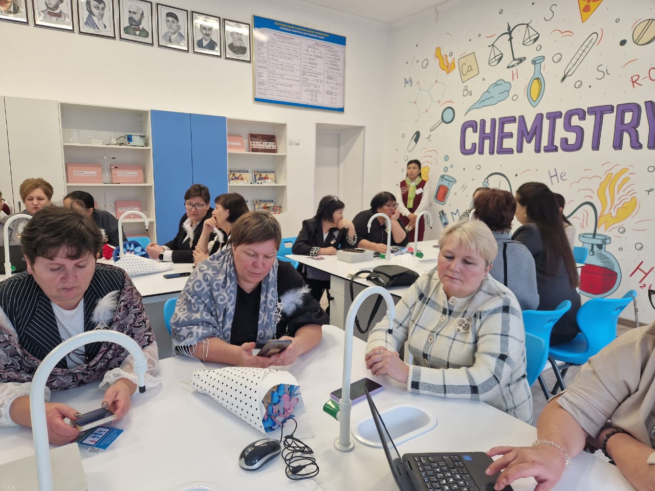 «Білім беру процесінде «Адалазамат» бағдарламасын іске асыру үшін жасанды интеллектті пайдалану» тақырыбында аудандық семинар