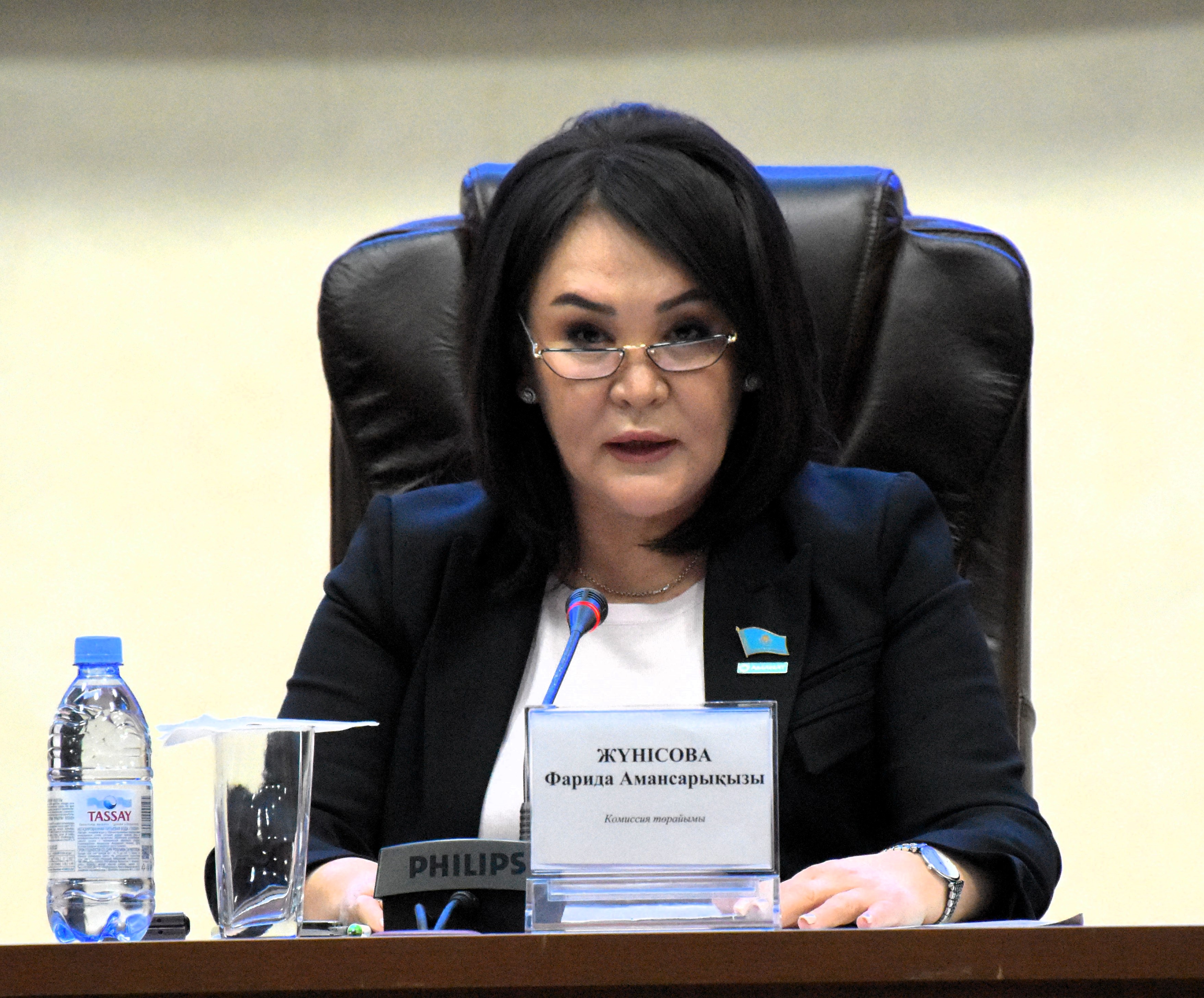 Тараз қаласында «Тараз» кәсіпқой футбол клубын жекешелендіру мәселесі бойынша көпшілік тыңдау өтті