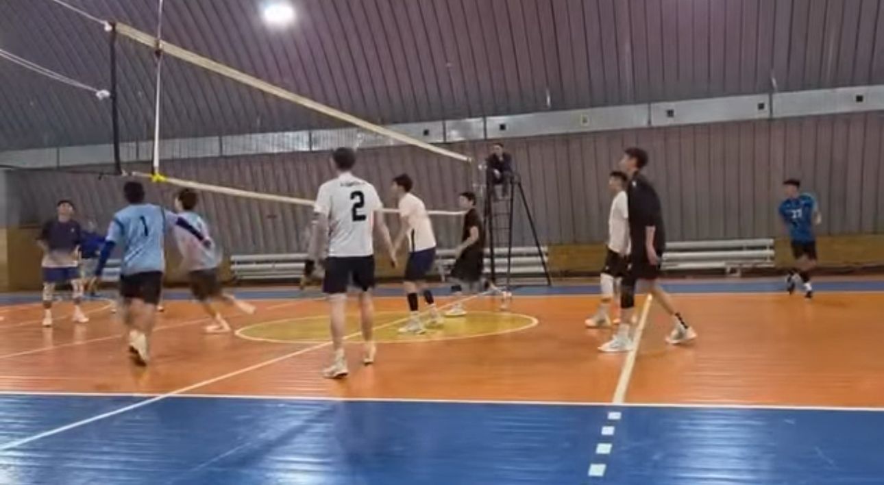 В минувшие выходные в Зеренде состоялись финальные игры Кубка района по волейболу среди мужчин (сельские округа)