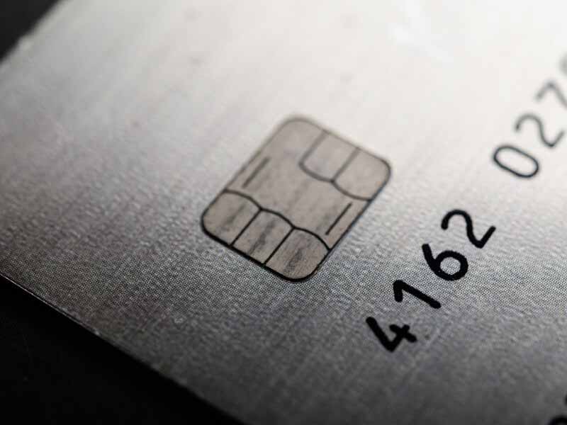 Бір күнде банктердің жалған қызметкерлері ақмолалықтарды 6 миллион теңгеге алдады