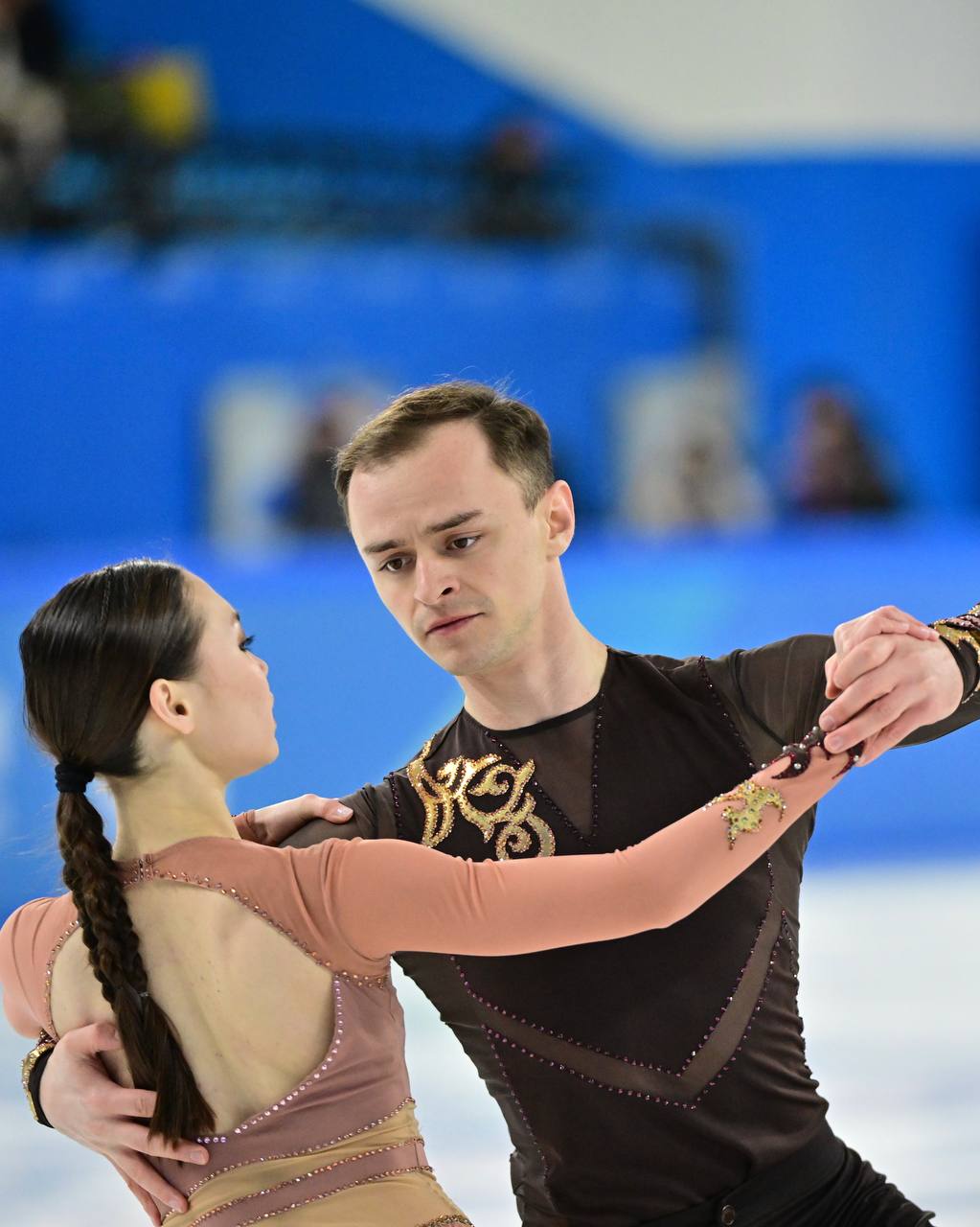 Казахстанские фигуристы завершили выступление в танцах на льду