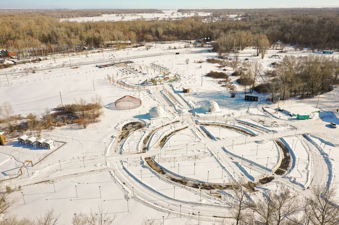 Благоустройство острова Бейбітшілік продолжается