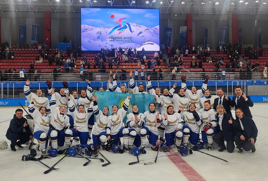 Елордалық хоккейші қыздар Азия чемпионатының күміс жүлдегері атанды