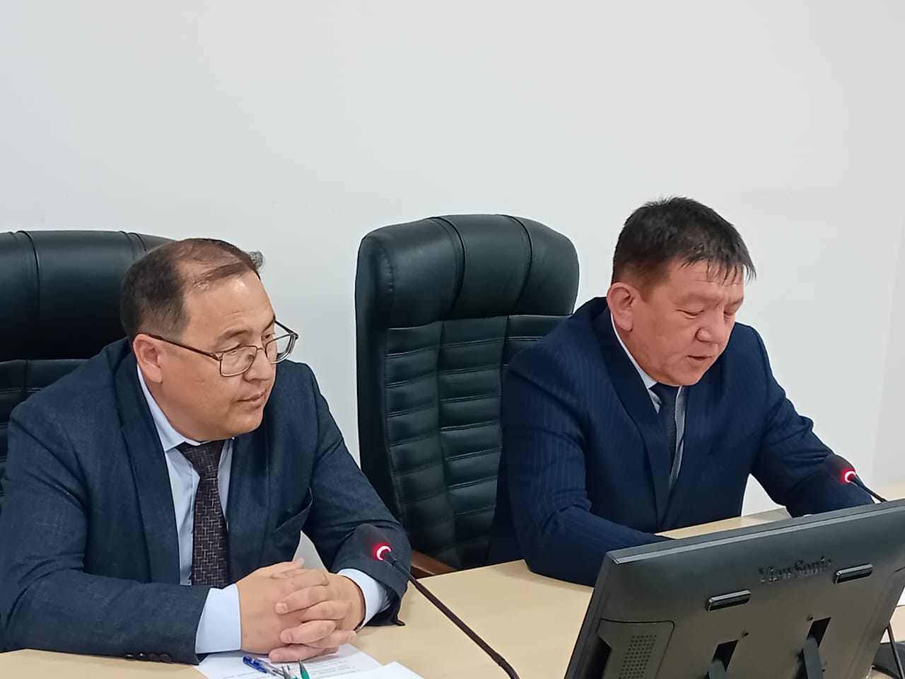 Руководитель Управления ознакомился с работой по земельной отрасли Жуалынского района