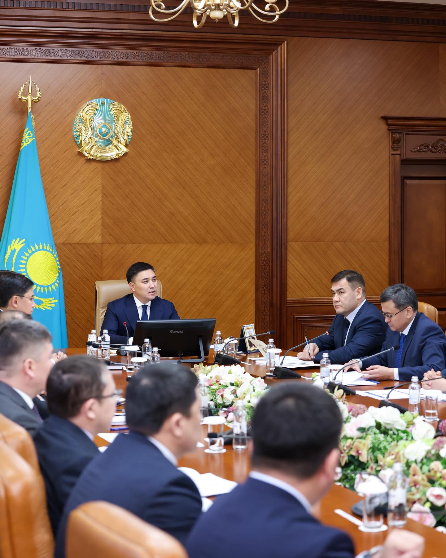 АППАРАТ МӘЖІЛІСІ: МАҢЫЗДЫ МӘСЕЛЕЛЕР ҚАРАЛДЫ