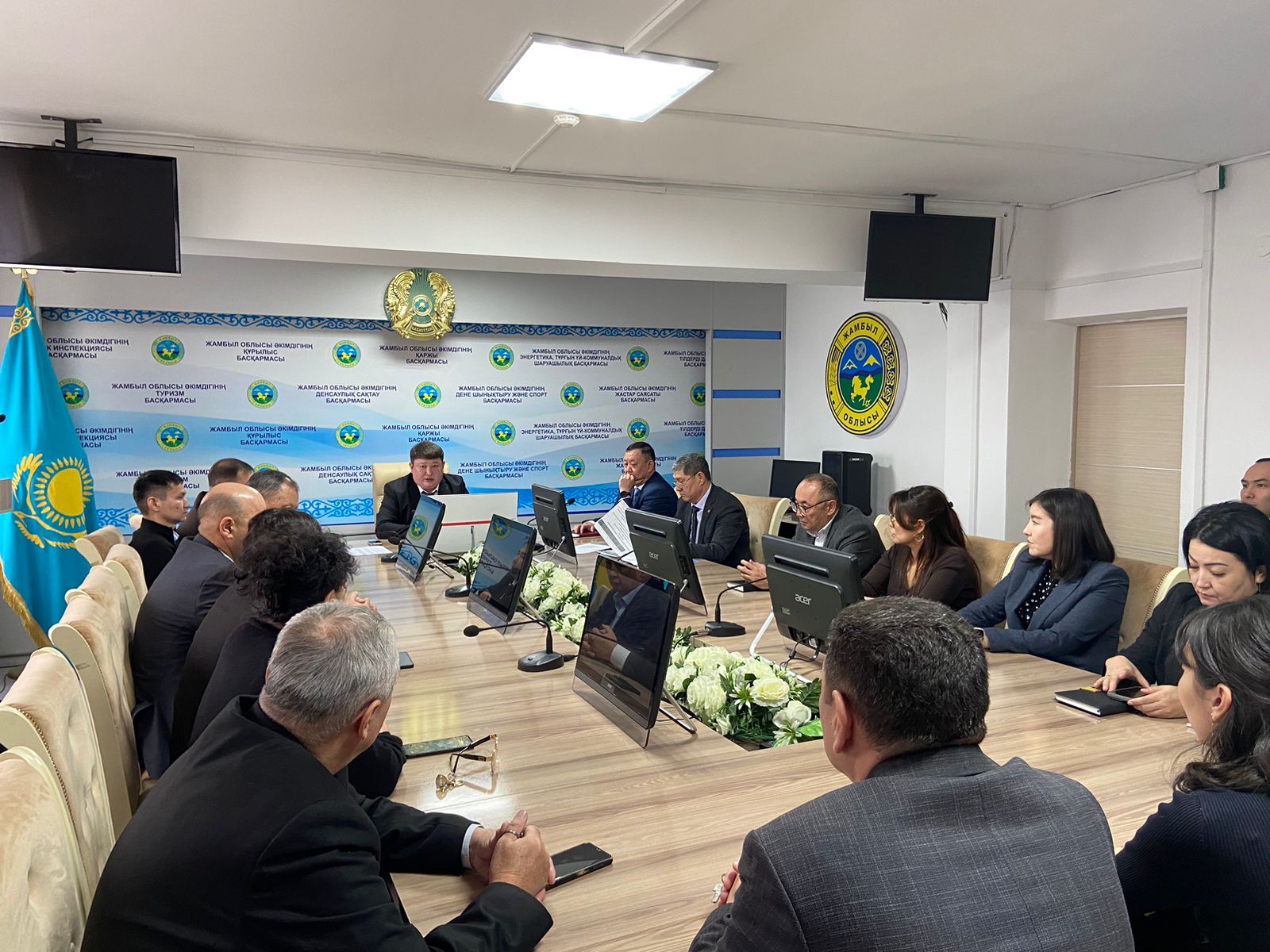 Мемлекеттік қызметшілерге талап жоғары
