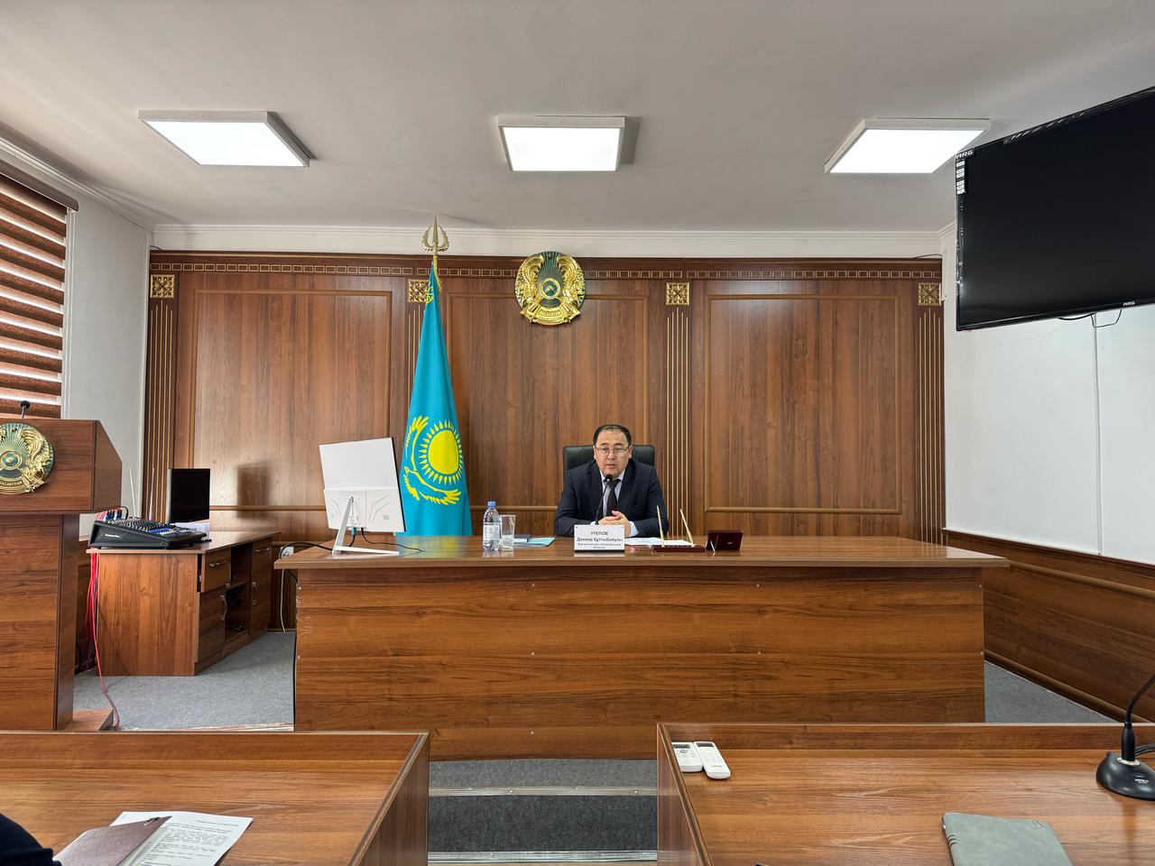 Руководитель управления провел аппаратное совещание в Мойынкумском районе