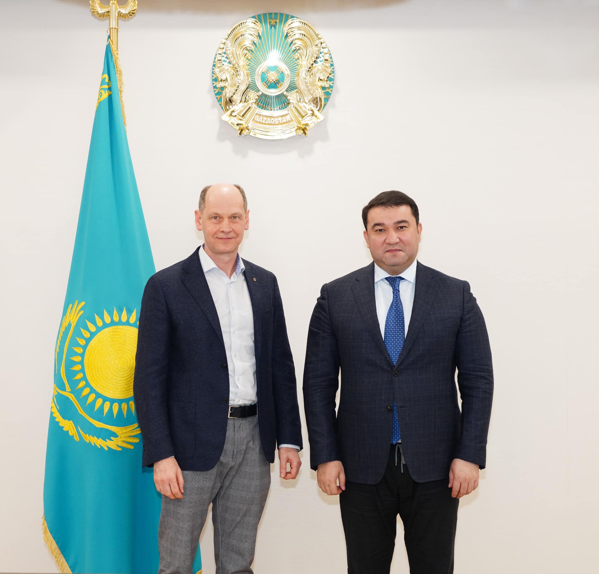 ТҮРКІСТАНДА ТОҢАЗЫТҚЫШ ЖӘНЕ МҰЗДАТҚЫШ ҚҰРЫЛҒЫЛАРЫН ШЫҒАРАТЫН ЗАУЫТТЫҢ ЕКІНШІ КЕЗЕҢІН ІСКЕ АСЫРУ МӘСЕЛЕСІ ТАЛҚЫЛАНДЫ