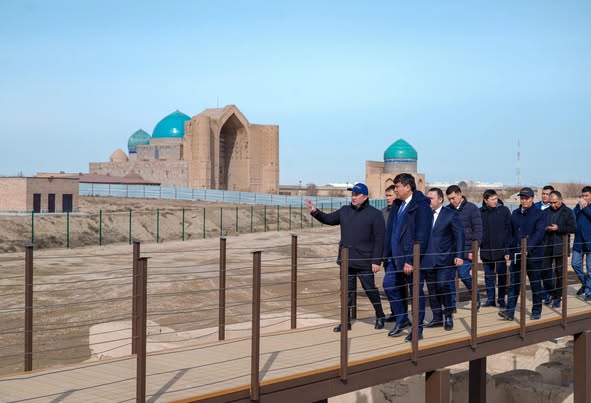 ТҮРКІСТАН: КҮЛТӨБЕ ТАРИХИ ҚАЛАШЫҒЫН ЗАМАНАУИ ТУРИСТІК ОРТАЛЫҚҚА АЙНАЛДЫРУ ЖОЛДАРЫ ПЫСЫҚТАЛДЫ