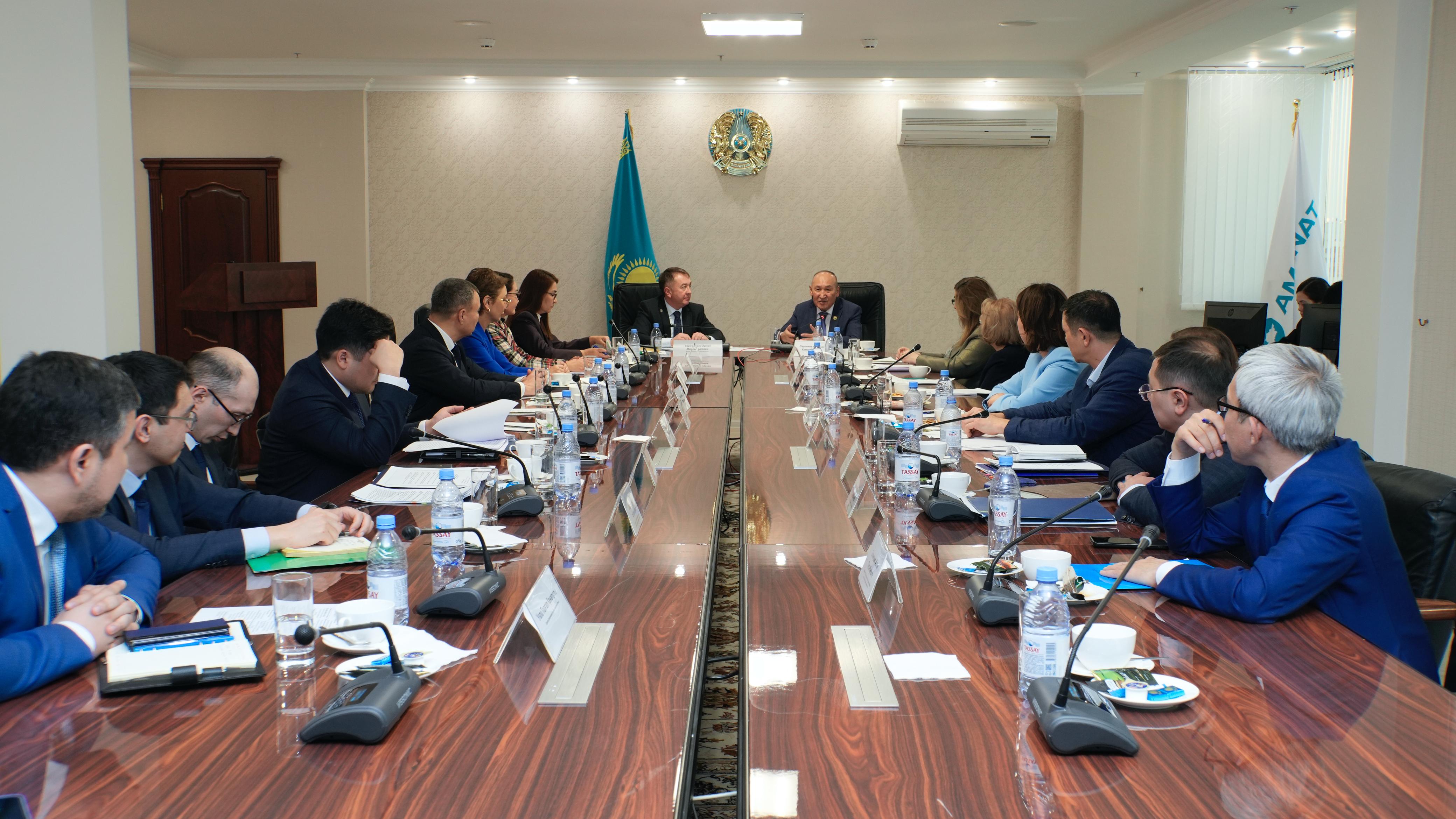 Әділет министрі Ерлан Сәрсембаев Әділет министрлігінің 2024 жылғы атқарған жұмысы туралы Қоғамдық кеңес мүшелері алдында есеп берді