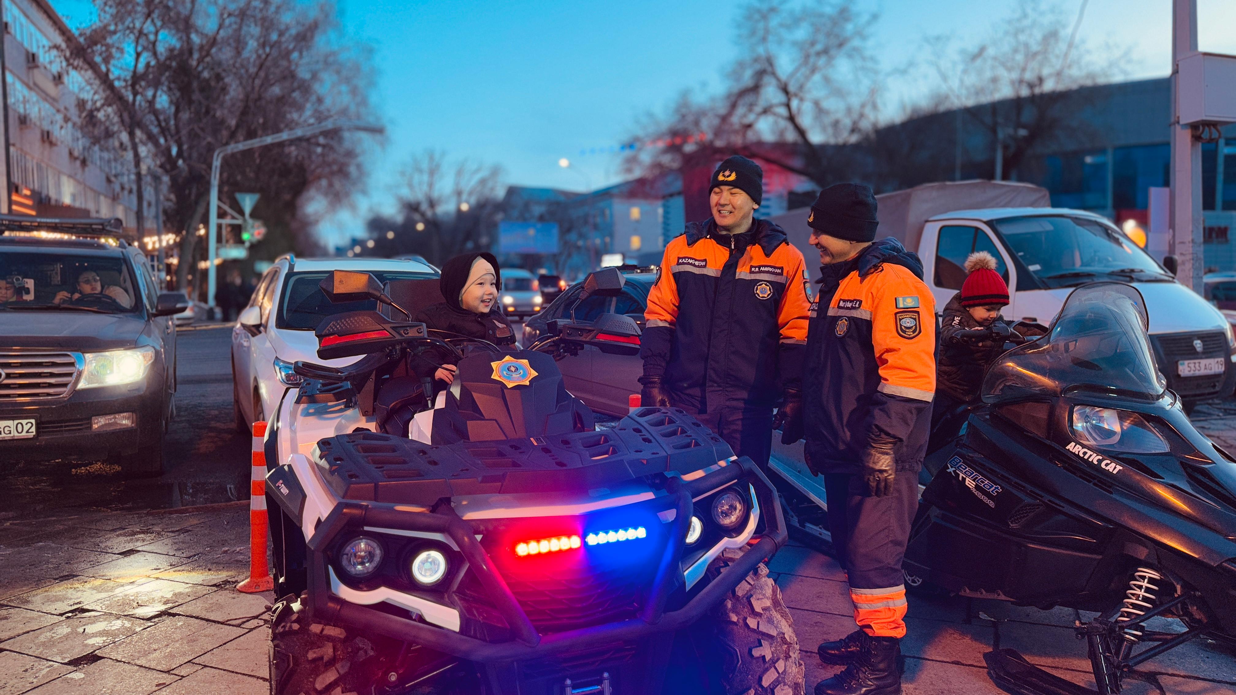 Құтқарушыларда қонақта: Өңірлердегі ашық есік күндері