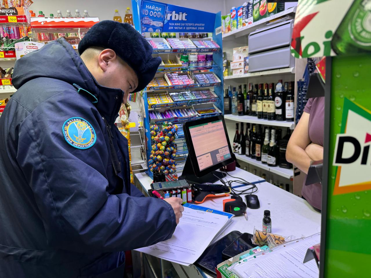 Астанадағы бес сауда орнында насыбай мен снюс заңсыз сатылған