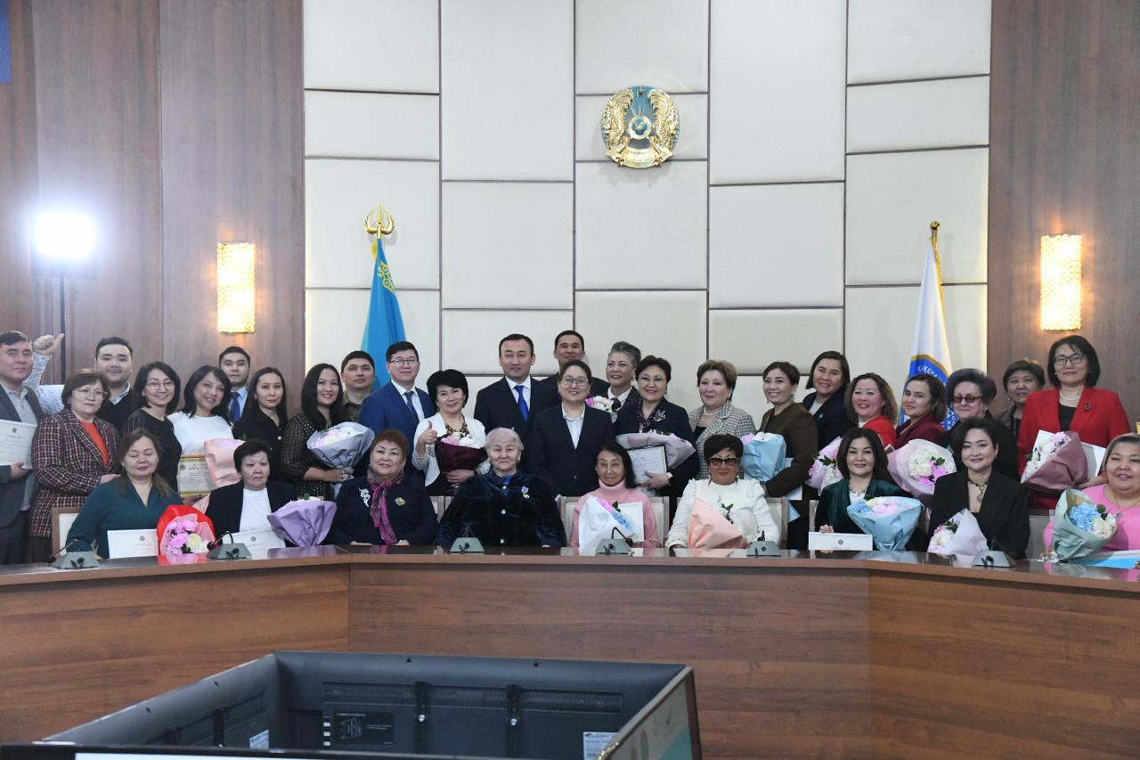 Дүниежүзілік ҮЕҰ күні: Астанада азаматтық белсенділермен кездесу өтті