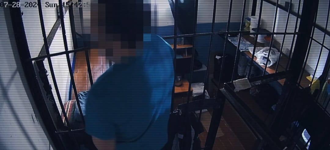 ІІМ колониялардағы бейнебақылау камераларын зақымдағаны үшін жауапкершілік барын еске салды  Ақпарат көзі Polisia.kz сайтында: https://polisia.kz/iim-koloniyalardaghy-bejnebaqylau-kameralaryn-zaqymdaghany-ushin-zhauapkershilik-baryn-eske-saldy/