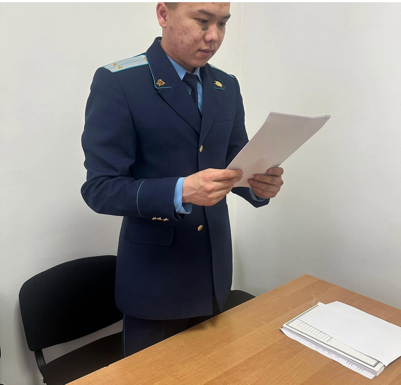 БҚО прокуратурасы жазаны ауыстыру бойынша ашық сот мәжілісін ұйымдастырды