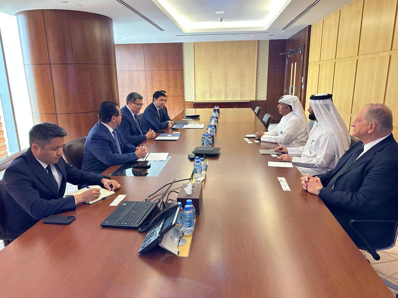 Chairman of the Board of JSC «Samruk-Energo» Kairat Maksutov held a meeting with the Chairman of the Board of Directors of Nebras Power Mohammed Nasser Al-Hajri.