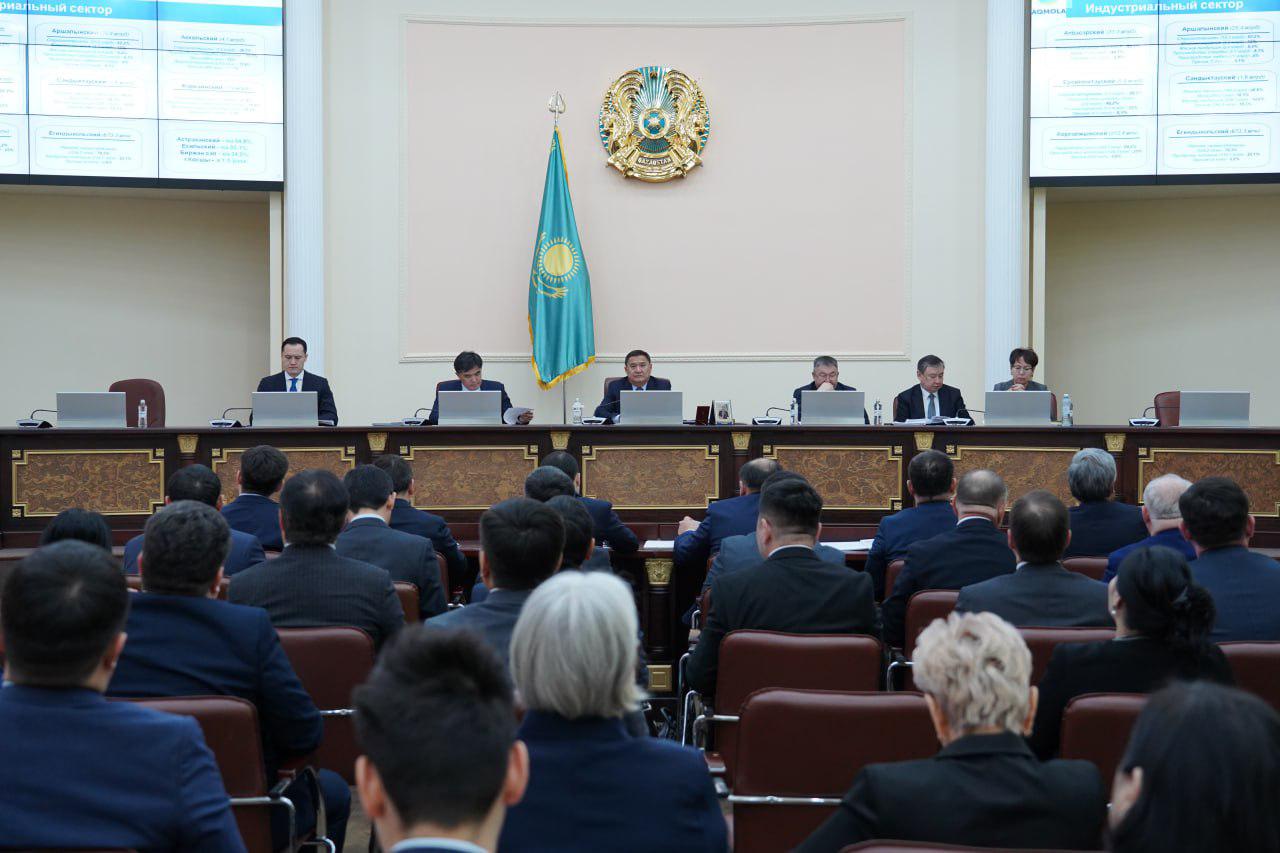 Облыс әкімдігінде әлеуметтік-экономикалық дамудың қорытындылары қаралды