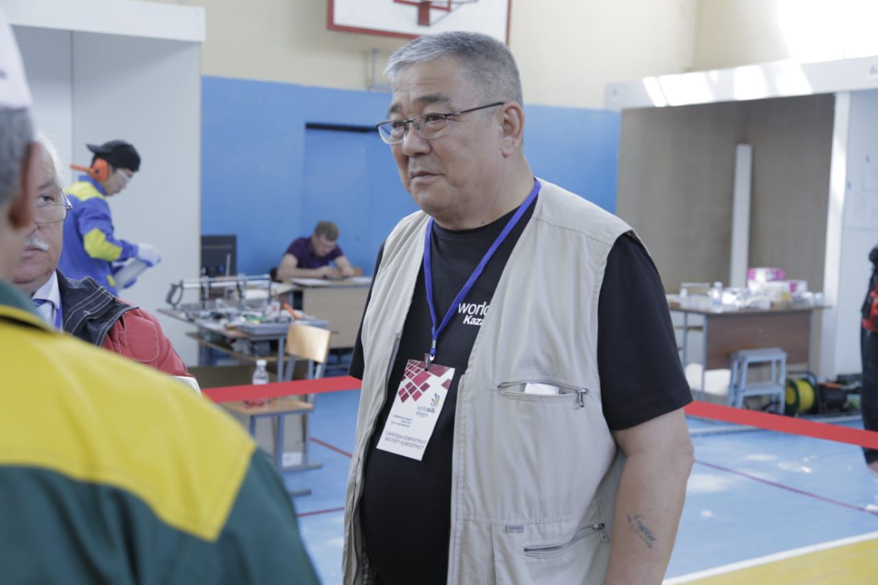 Электротехниктерді тәрбиелеуші тәлімгер