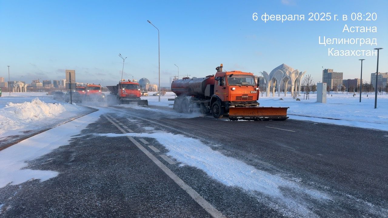 Более 3500 грузовиков снега вывезли за одну ночь из столицы