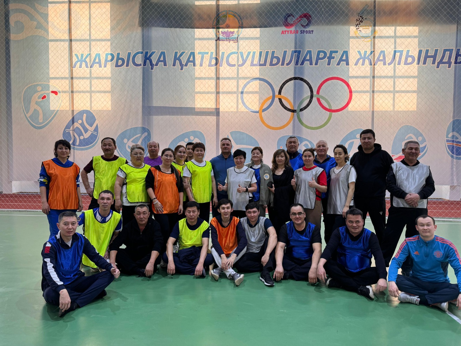 Жыл сайын ақпанның бірінші бейсенбісінде атап өтілетін Дүниежүзілік сайлау күніне орай Атырау облыстық аумақтық сайлау комиссиясының іс-шаралар жоспарына сәйкес облыстық, қалалық және аудандық аумақтық сайлау комиссиялары мүшелерінің қатысуымен ағымдағы жылдың 4 ақпан күні «Абай» орталығының спорт залында спорттық шара өткізілді.