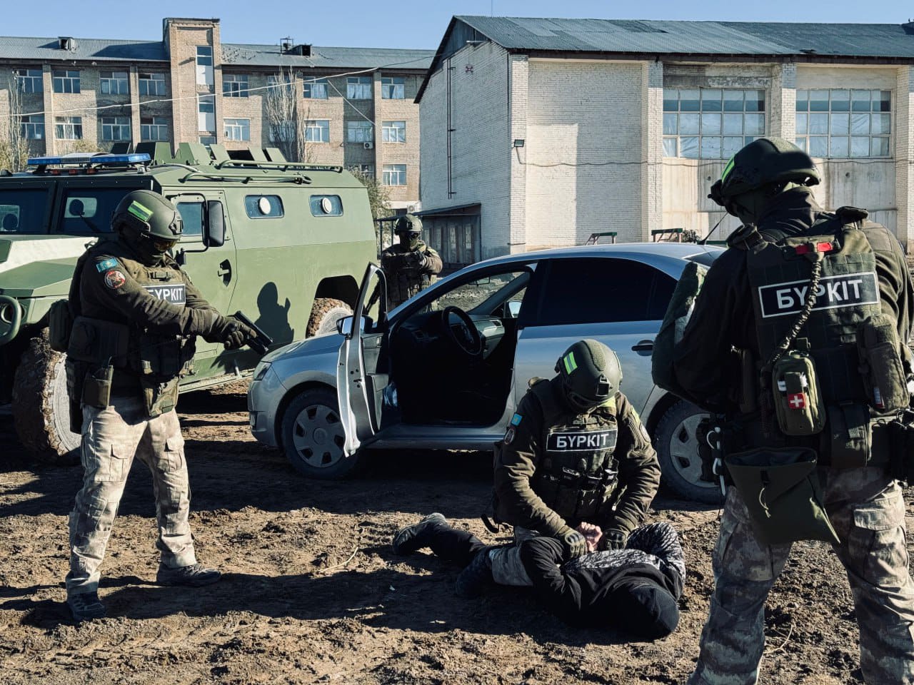 Офицер Нацгвардии   обезвредил вооруженного хулигана