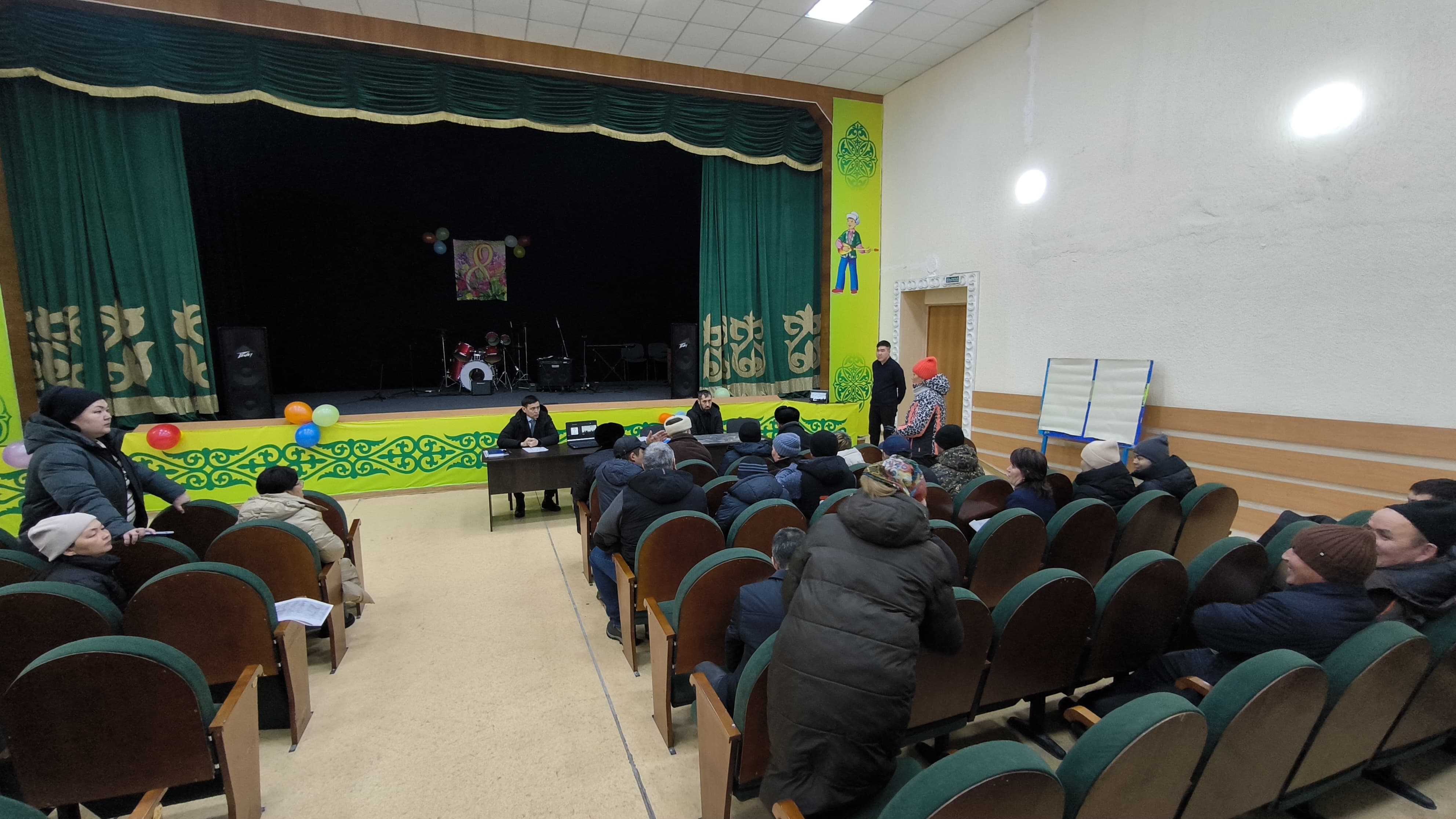 Байтас кен орнында сазды жыныстарды (саздақ) және құм-қиыршық тас қоспасын өндіруге арналған Тау-кен жұмыстарының жоспарына "ықтимал әсерлер туралы есеп" жобасын талқылау бойынша қоғамдық тыңдау өтті