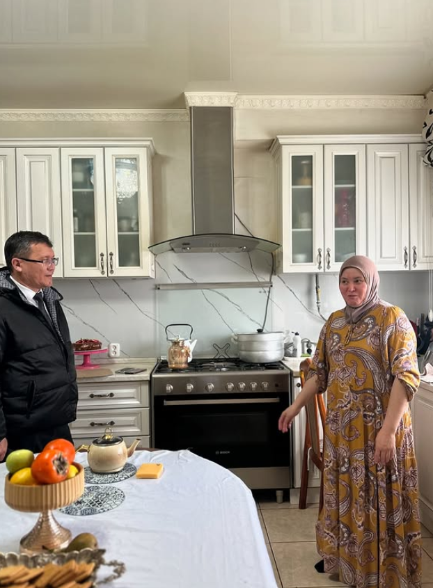 Бүгін AMANAT партиясы Қостанай аудандық филиалының қоғамдық қабылдау бөлмесінде аудан әкімінің орынбасары Қайрат Тынымбайұлы Әбішев азаматтарды қабылдады