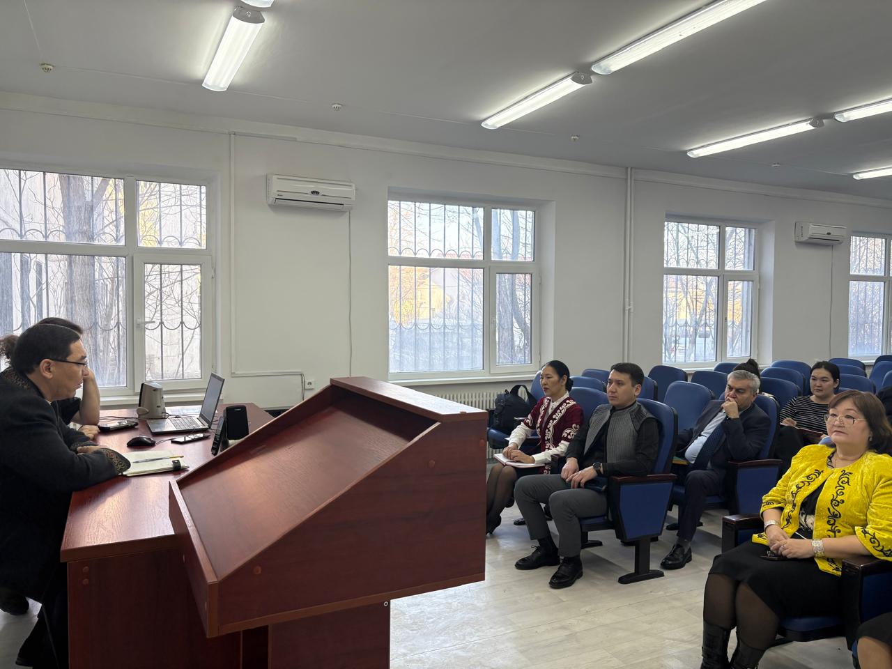 Сыбайлас жемқорлыққа жол бермеу мәселесі бойынша кеңес