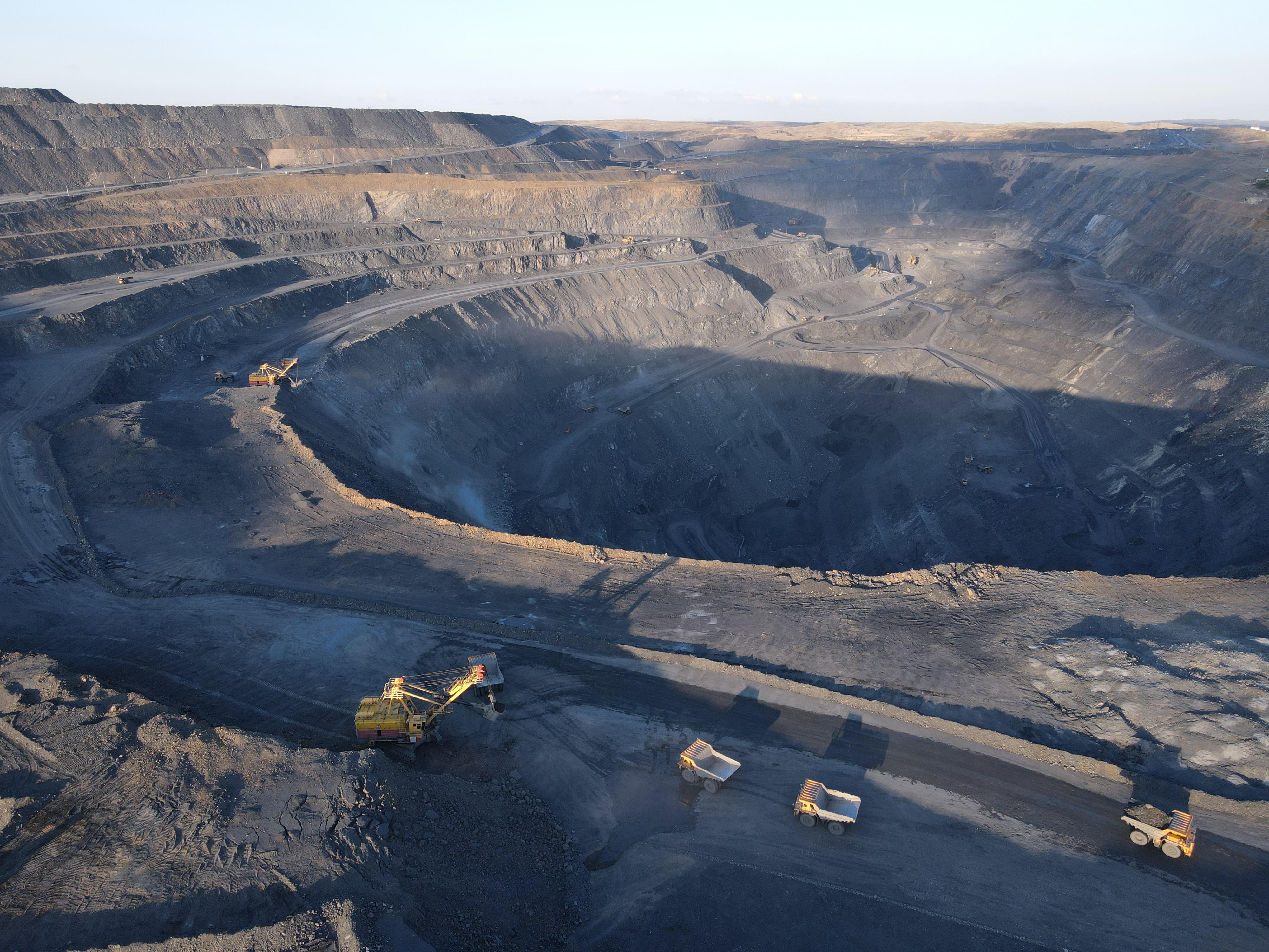 Облыс әкімі Бақыршық тау-кен өндіру кәсіпорнының жұмысымен танысты