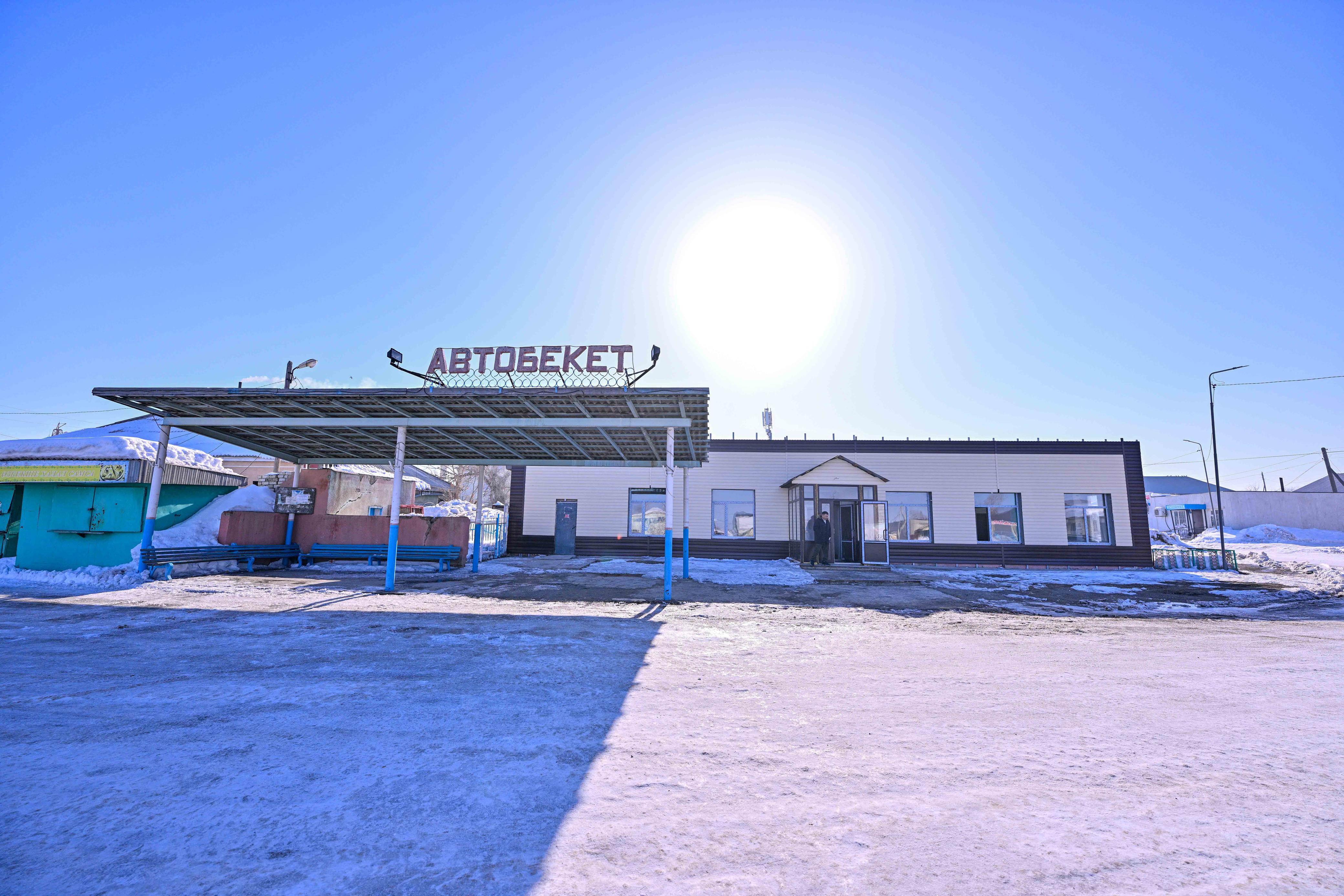 Облыс әкімі Көкпекті ауданындағы автобекет құрылысымен танысты