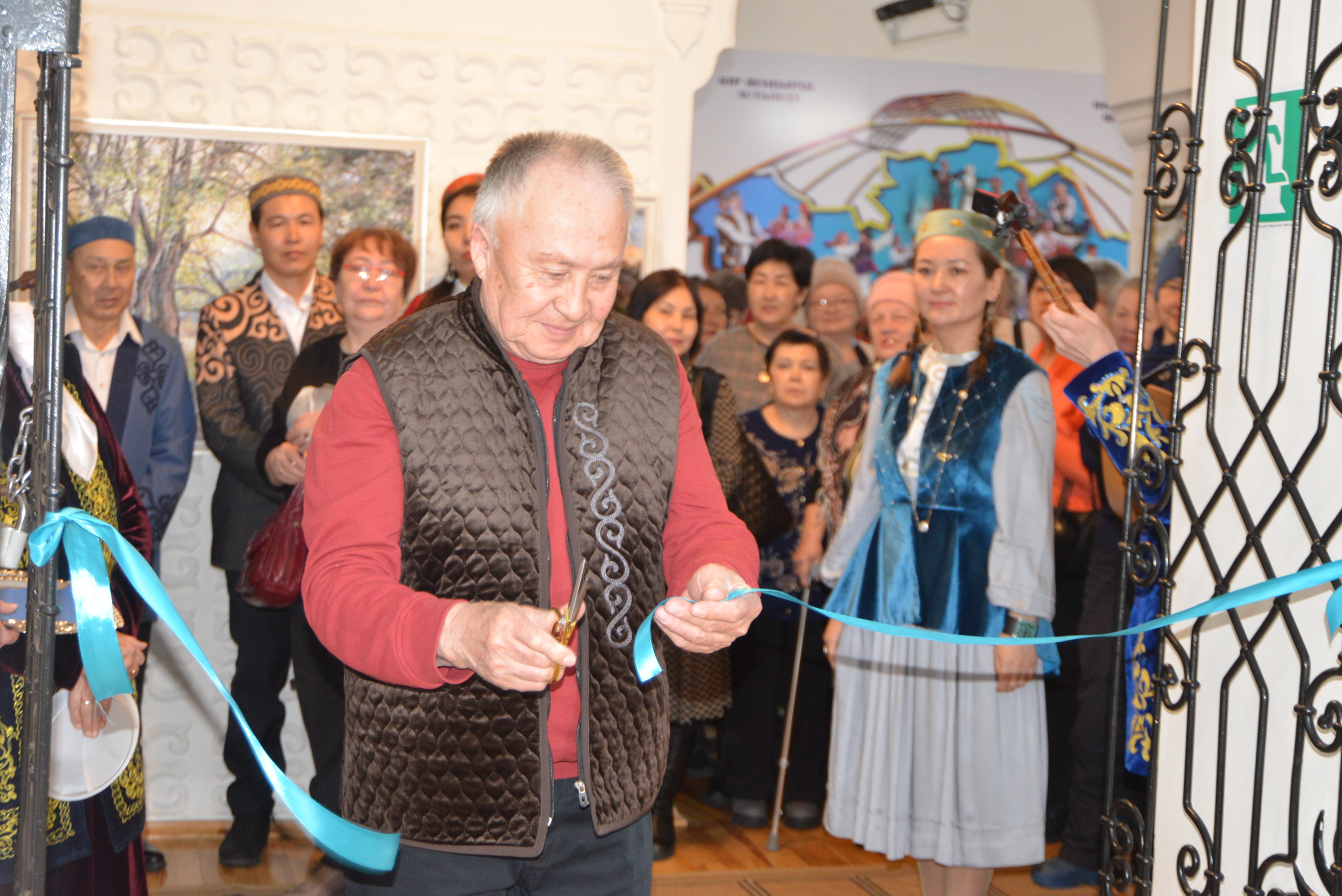 «Қуаныш сыйлау өнері» көрмесі