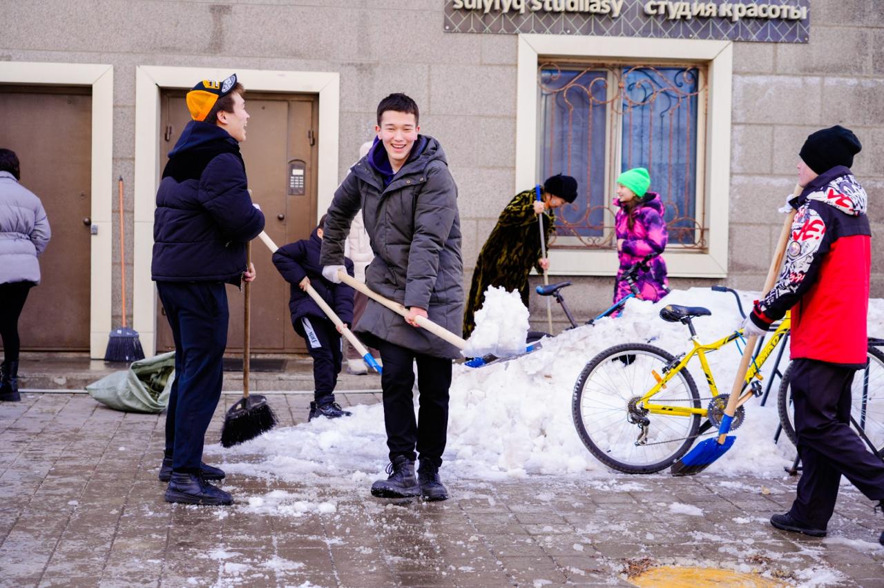 Жаңару күні: Астана тұрғындары аулаларын тазалауға шығады