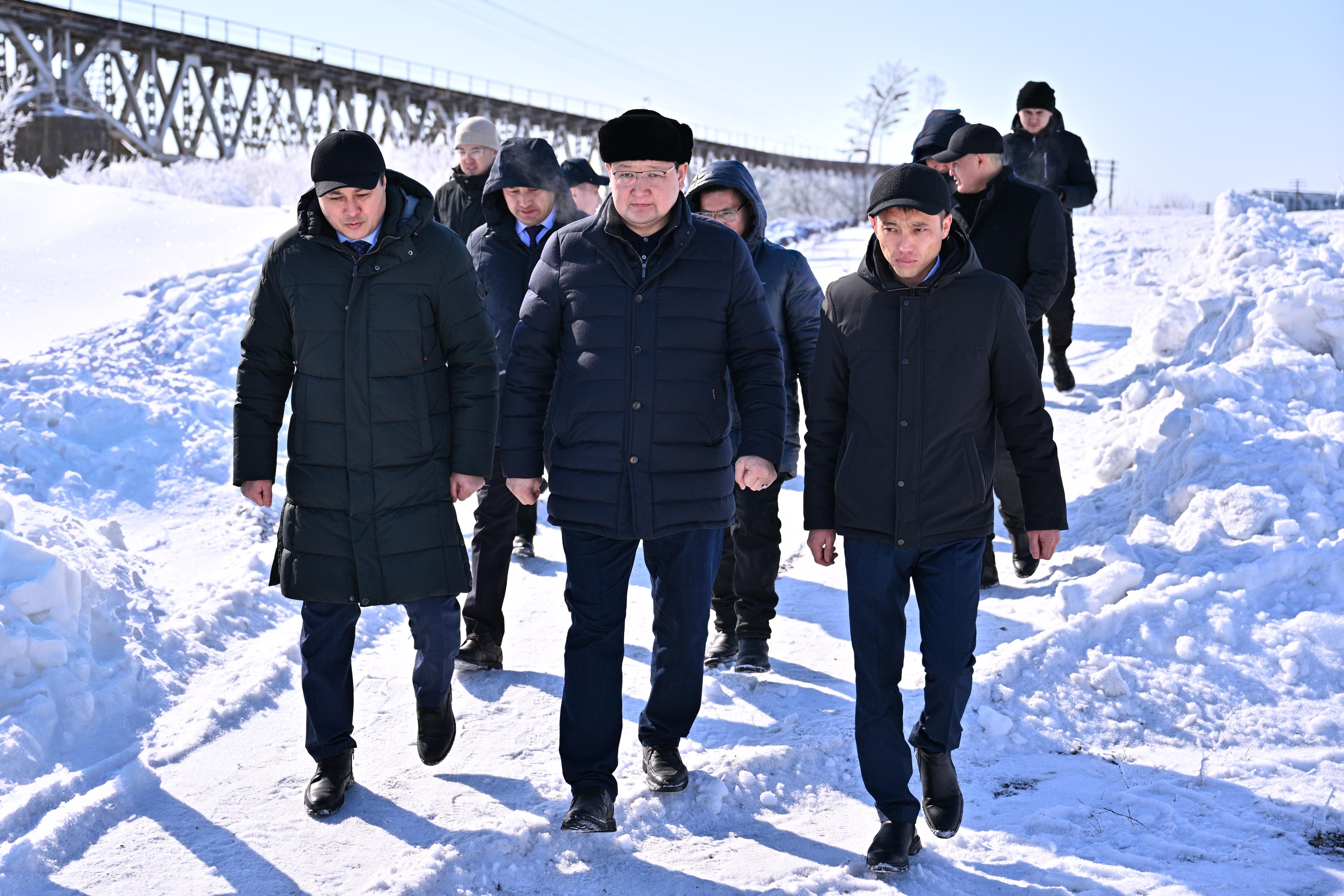 Облыс әкімі Аягөз өзеніндегі су деңгейін қадағалады