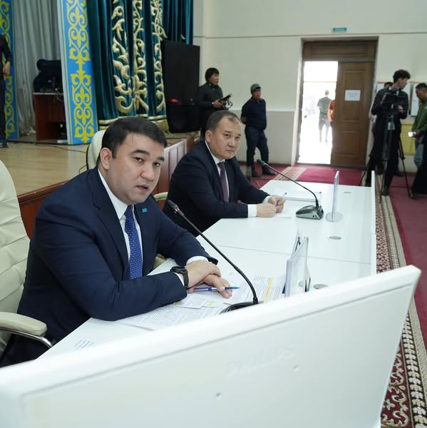 ТҮРКІСТАН: ХАЛЫҚПЕН КЕЗДЕСУДЕ АРЫС ҚАЛАСЫН ДАМЫТУ ЖОЛДАРЫ ТАЛҚЫЛАНДЫ