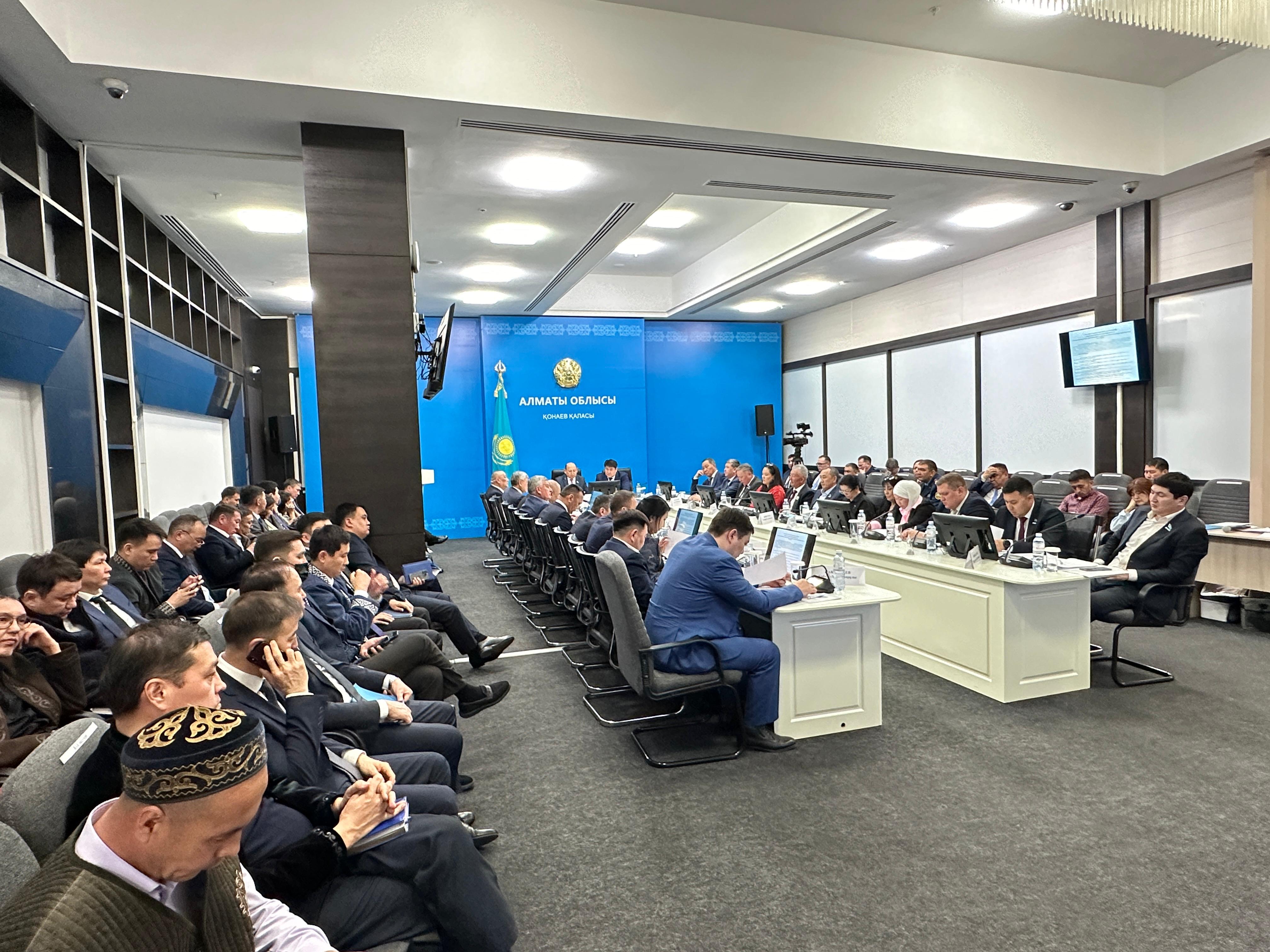 Алматы облыстық мәслихатының ХХХV сессиясының кезекті отырысы өтті