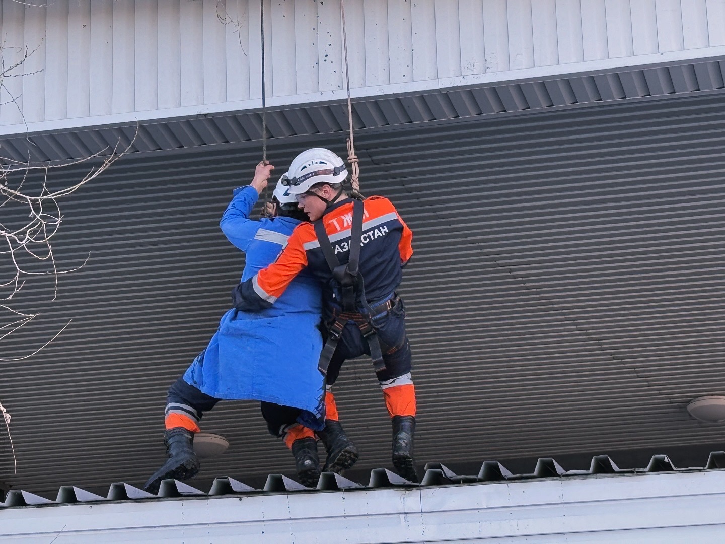 Ұлытау облысындағы «Анинское» шахтасында азаматтық қорғаныс айлығы аясында арнайы тактикалық оқу-жаттығу өткізілді