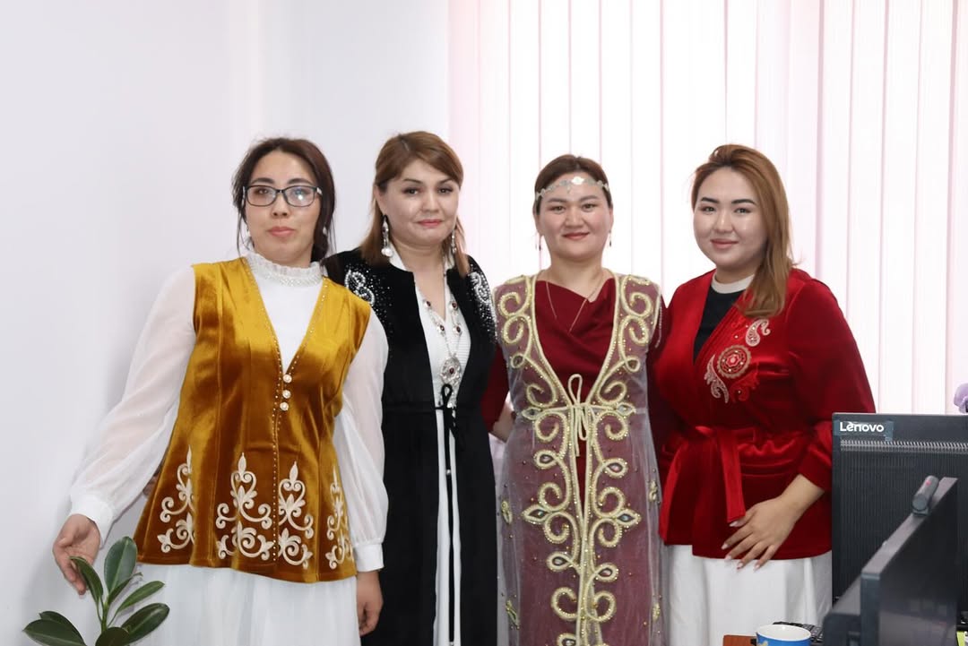 ДЕПАРТАМЕНТ ҚЫЗМЕТКЕРЛЕРІ ҰЛТТЫҚ КИІМ КҮНІН АТАП ӨТТІ