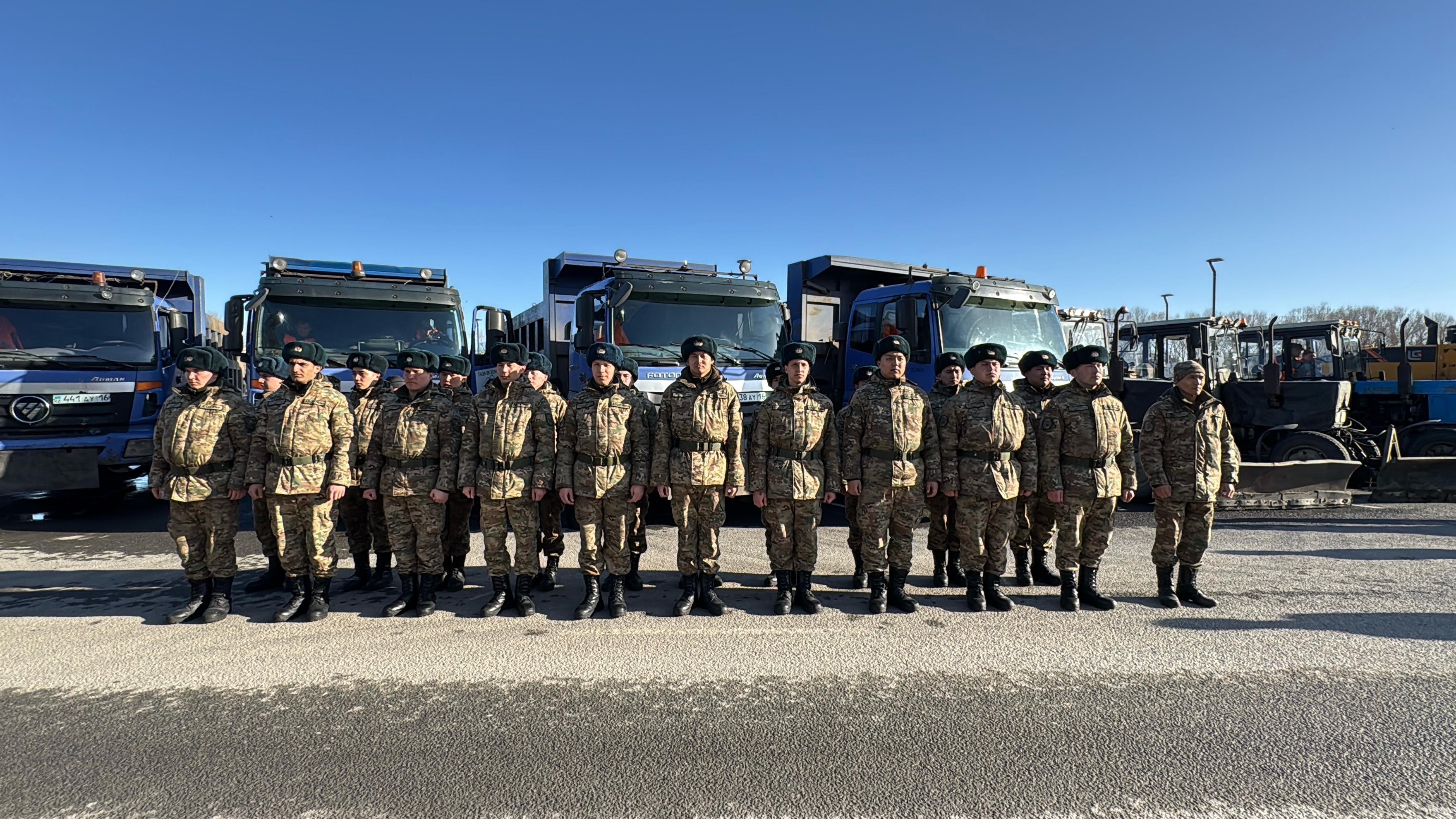 Өскеменде су тасқынына дайындалған техниканың байқауы өтті